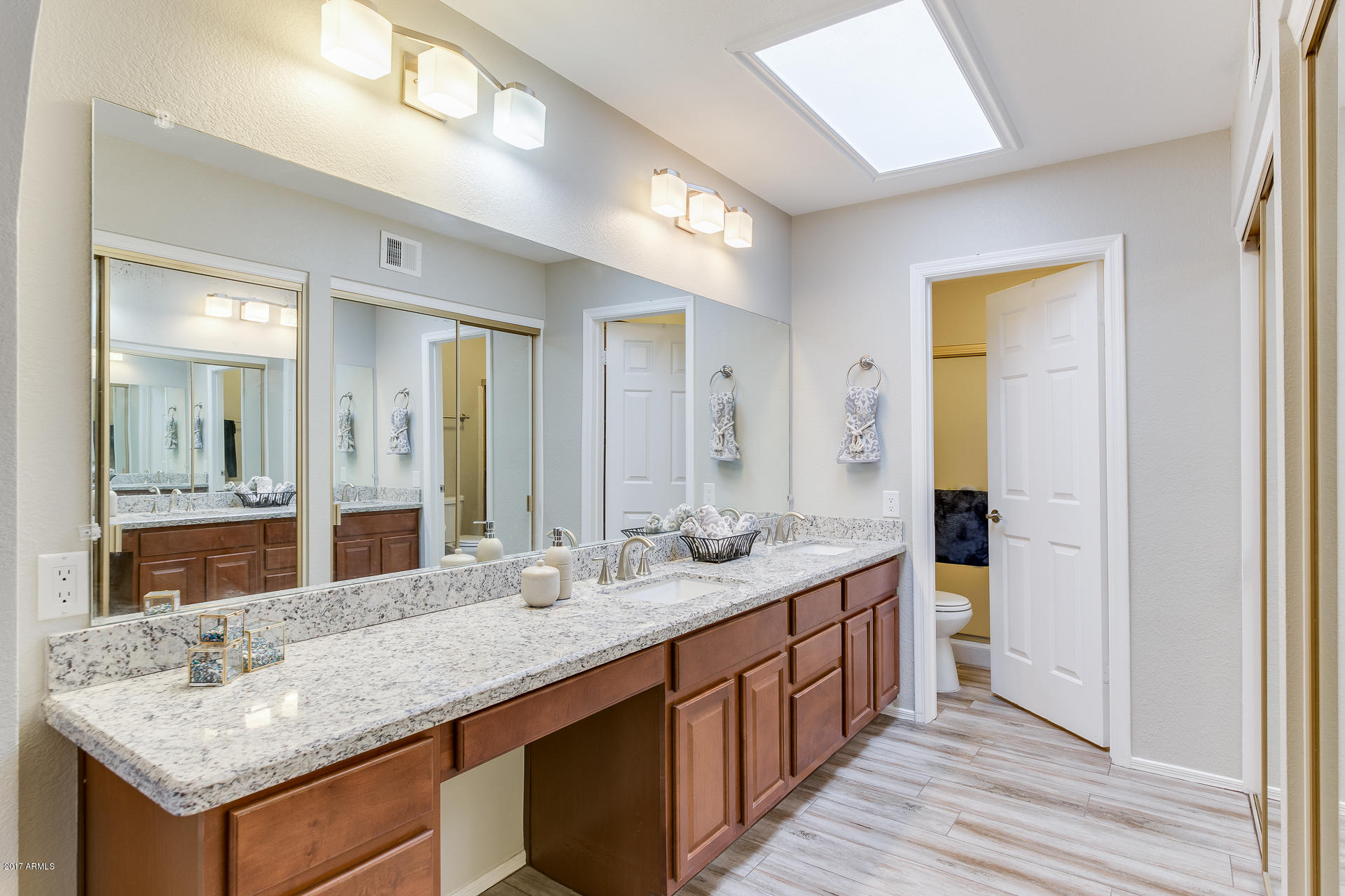 3012 West Phelps Road Phoenix, AZ 85053 - Photo 16 of 32 3012 W PHELPS RD