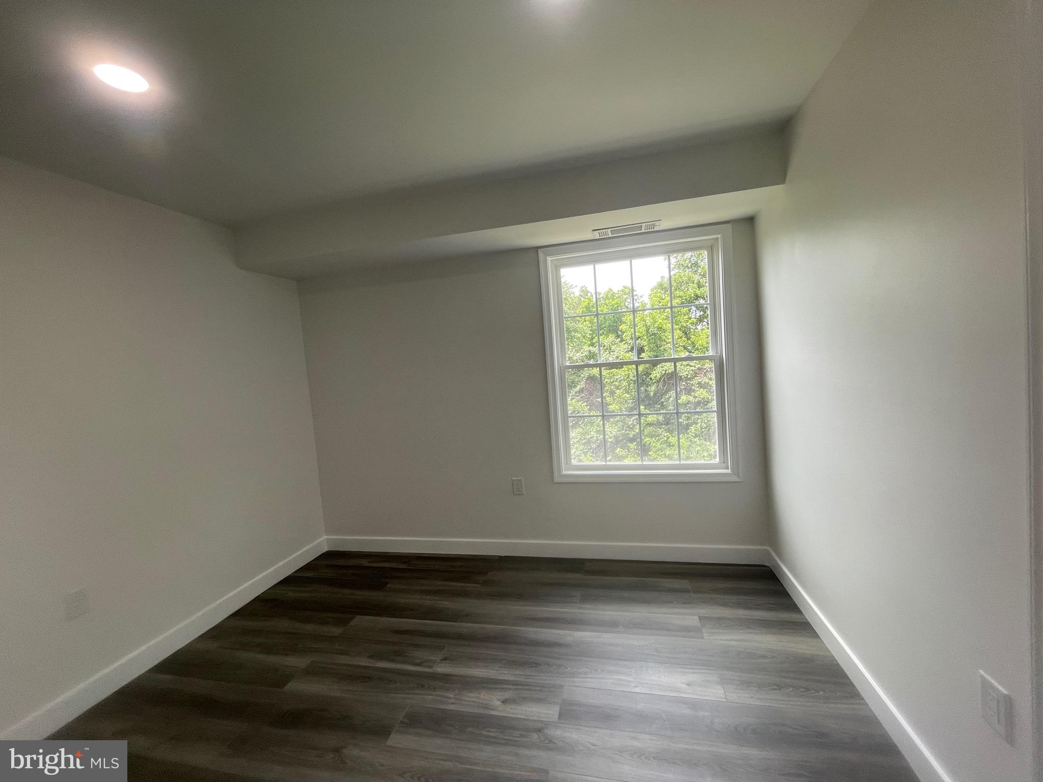 3811 Swann Road, Unit 202 Suitland, MD 20746 - Photo 33 of 38