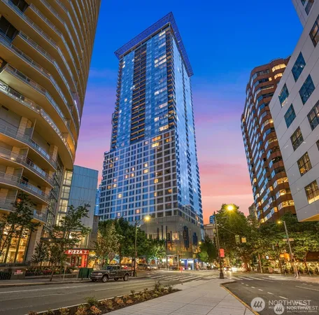 $5,995 | 737 Olive Way, Unit 2600, Seattle, WA 98101