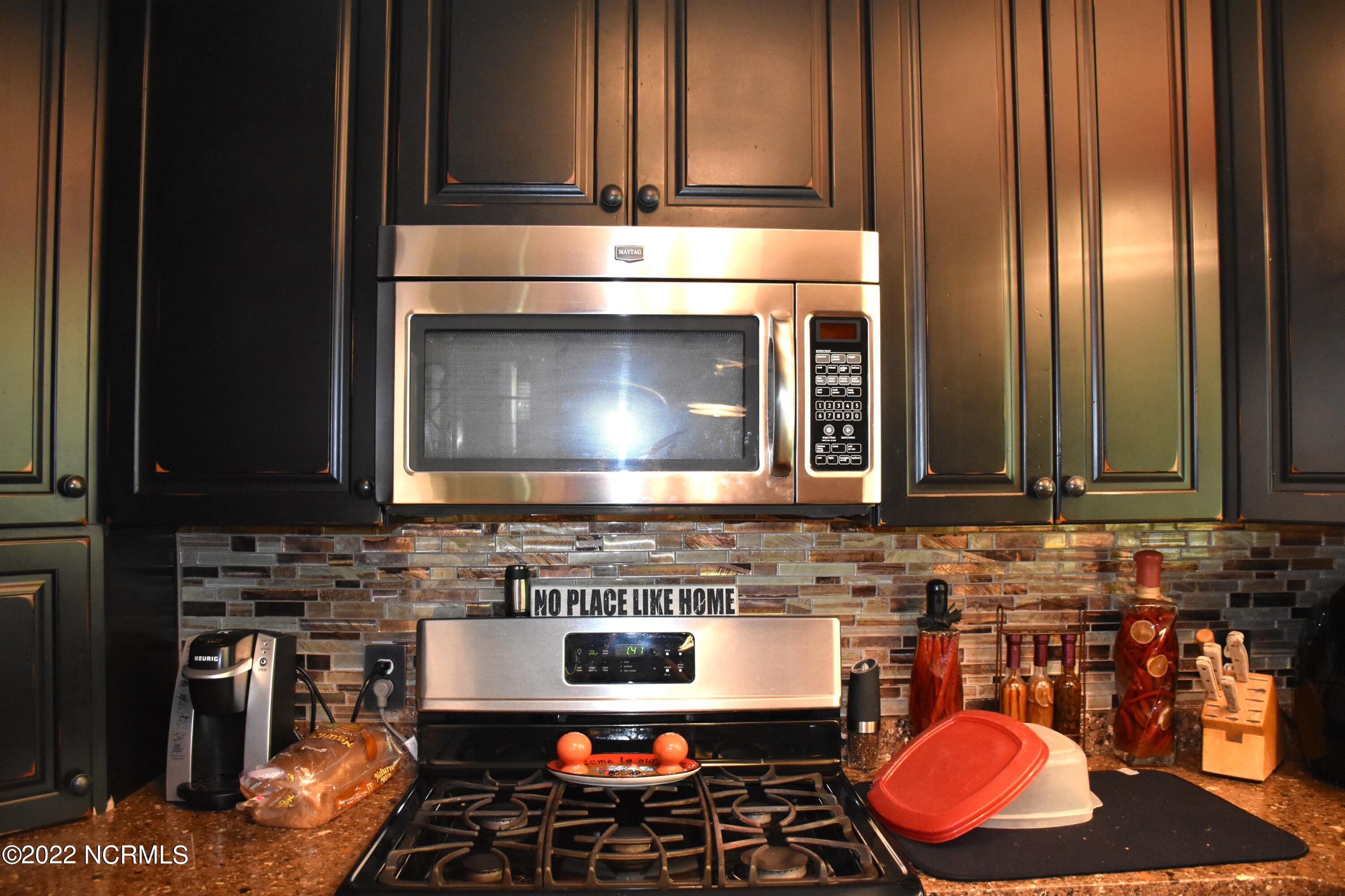 480 Blackbeards View Bath, NC 27808 - Photo 48 of 79 Built in Microwave