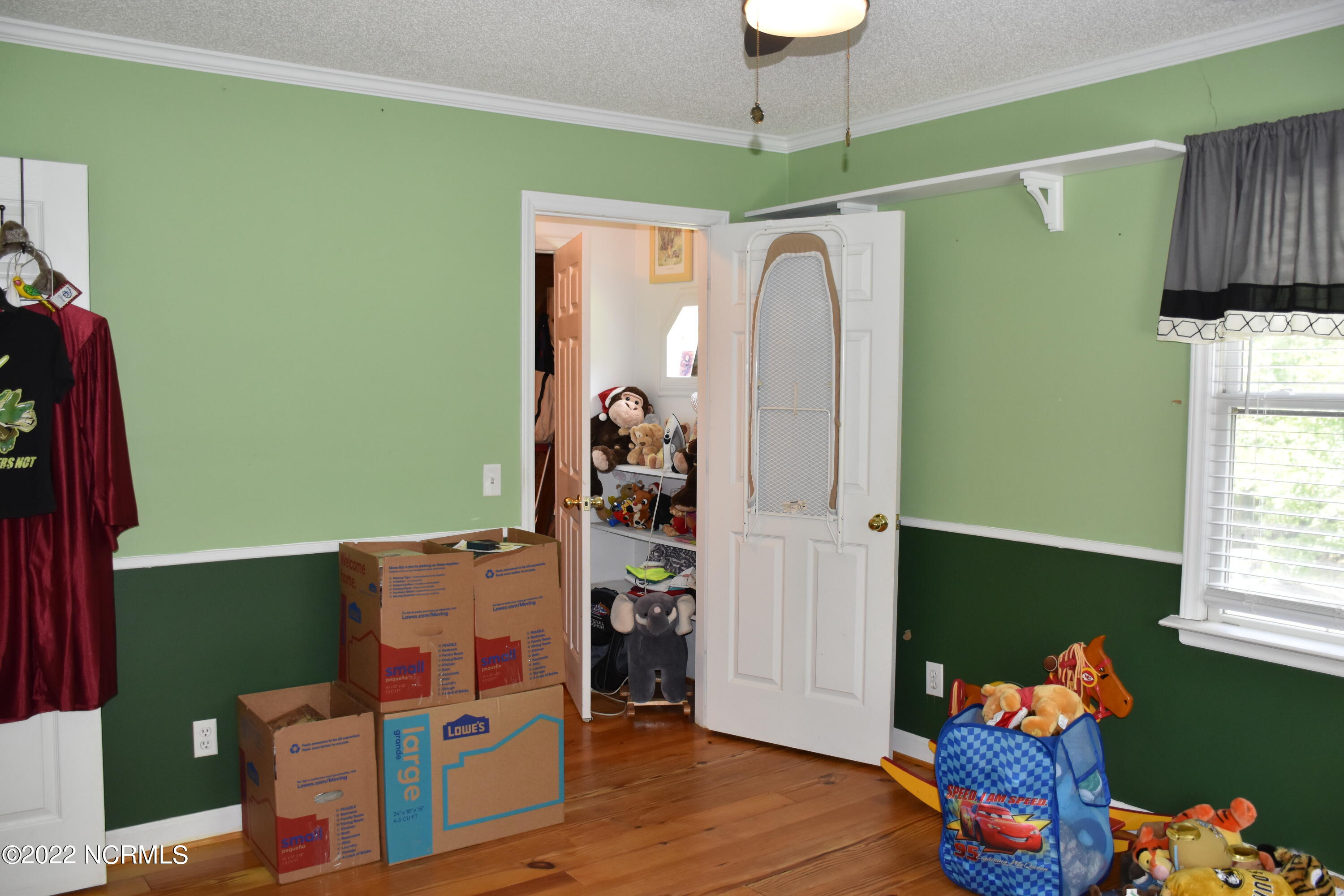 480 Blackbeards View Bath, NC 27808 - Photo 65 of 79 Looking towards closet area