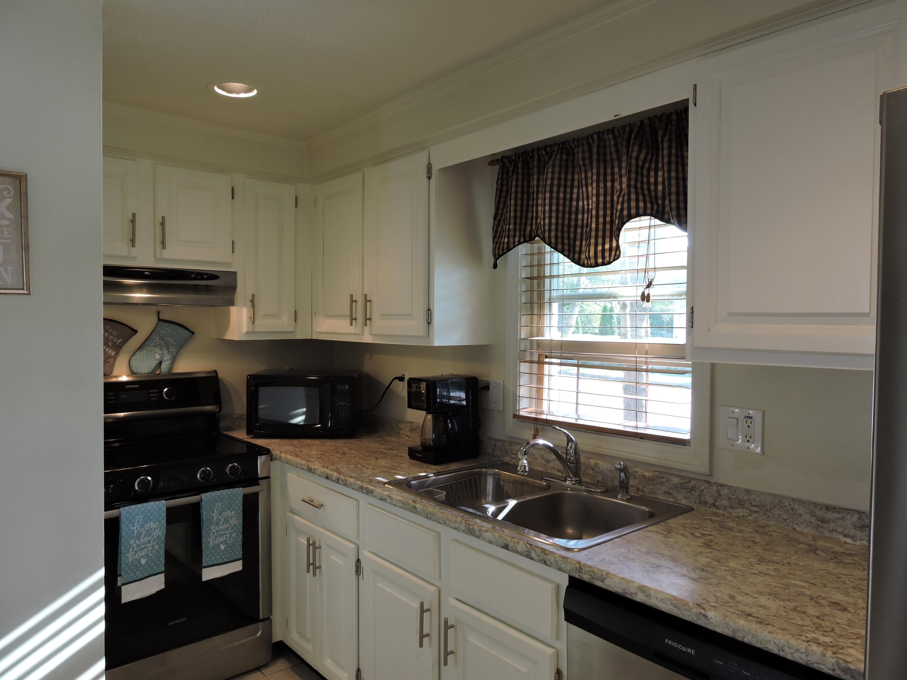 55 Lambert Street, Unit 22 Portland, ME 04103 - Photo 11 of 30 DSCN5727