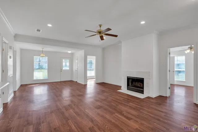 $250,000 | 45026 Robin Trail Road, St. Amant, LA 70774