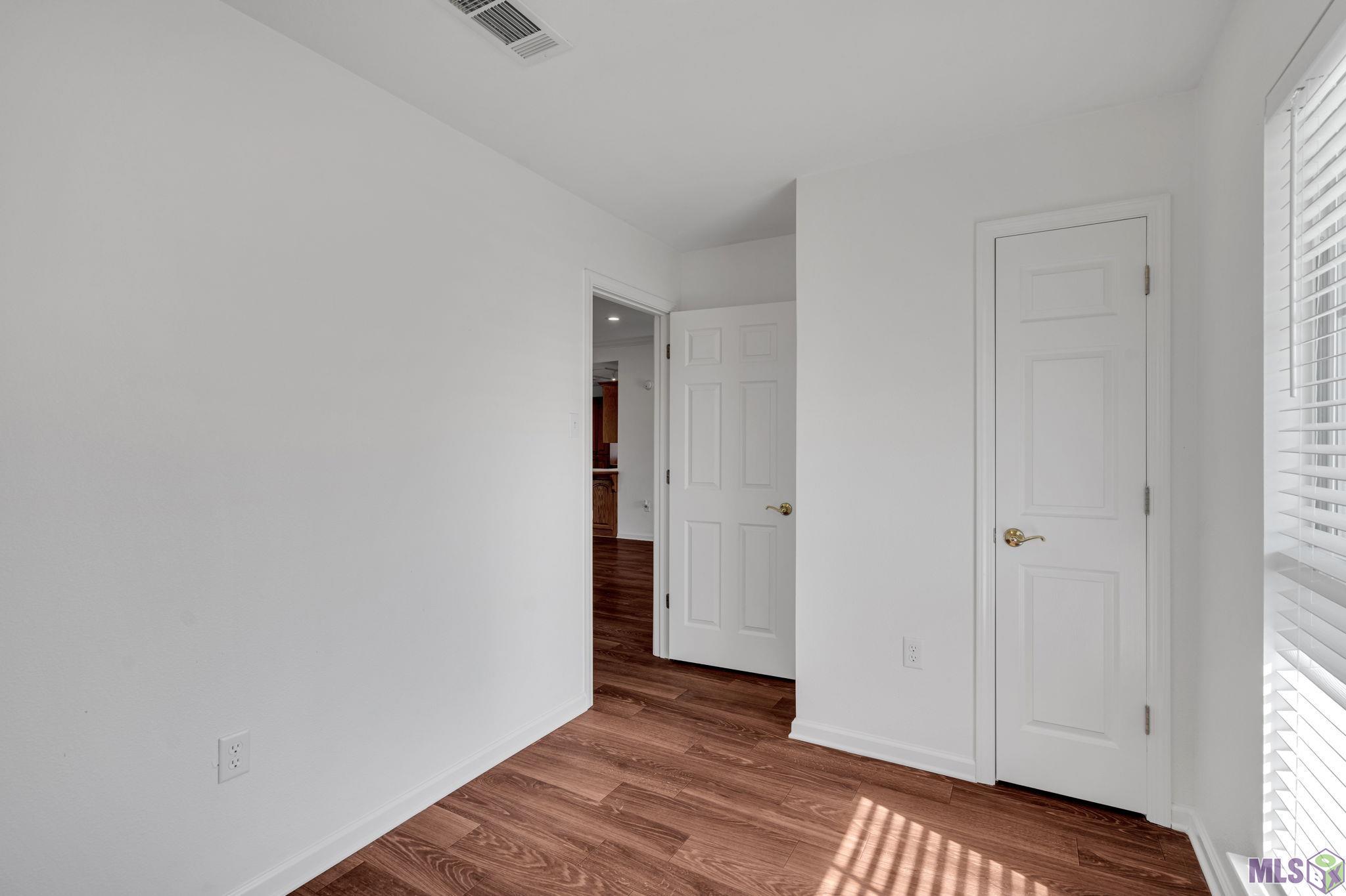 45026 Robin Trail Road St. Amant, LA 70774 - Photo 18 of 38