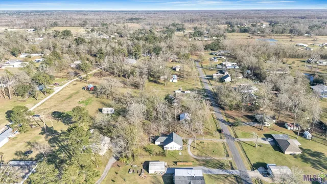 $250,000 | 45026 Robin Trail Road, St. Amant, LA 70774