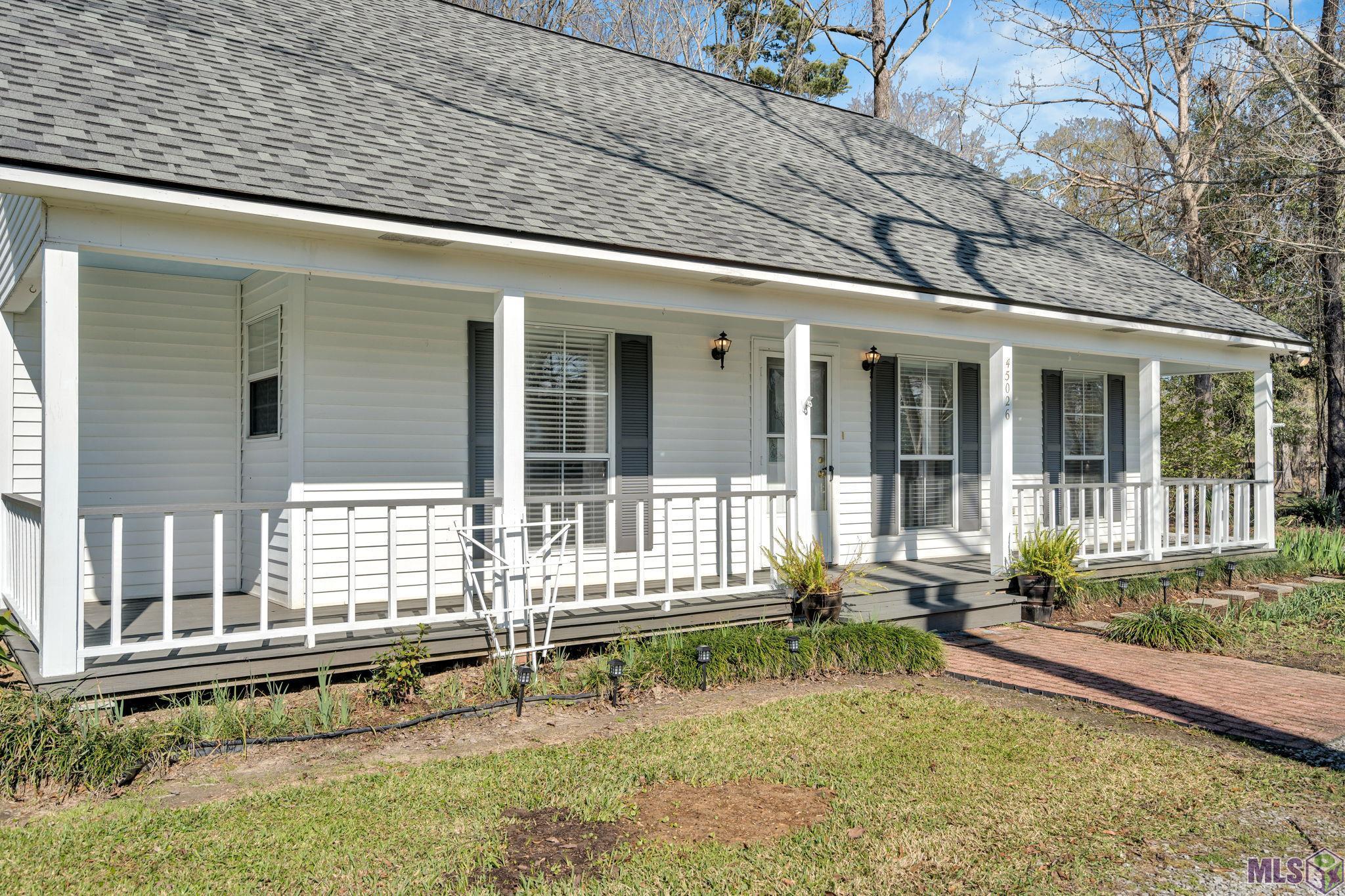 45026 Robin Trail Road St. Amant, LA 70774 - Photo 5 of 38