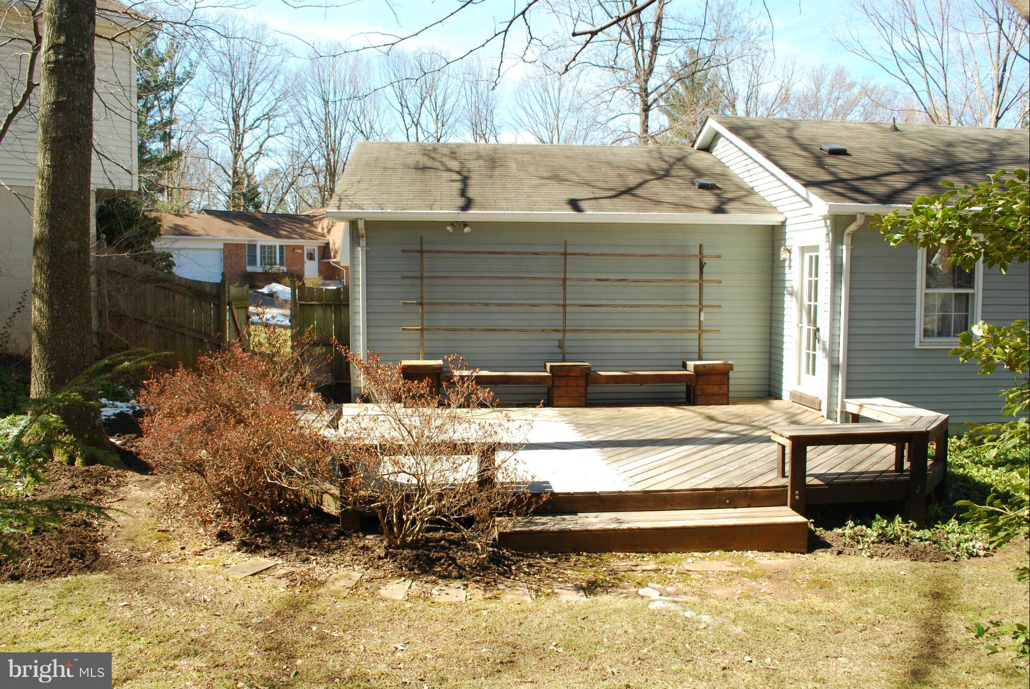 10085 Marshall Pond Road Burke, VA 22015 - Photo 6 of 28 CUSTOM DECK OFF DINING ROOM