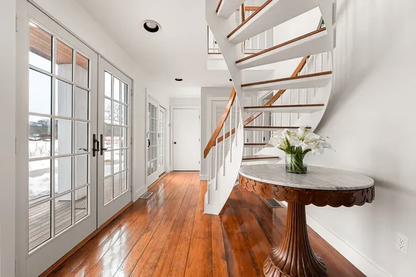 $9,995,000 | 6 Fargo Way, Nantucket, MA 02554