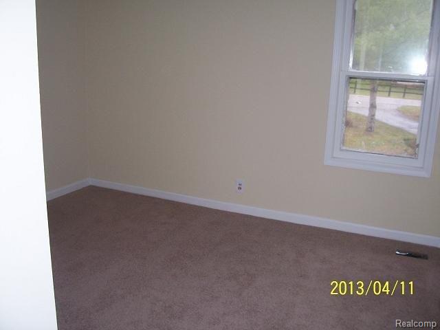 bdrm3.JPG