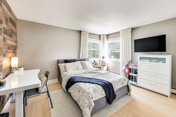 $675,000 | 505 South Elm Street, Palatine, IL 60067