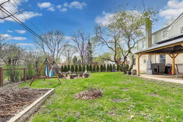 $675,000 | 505 South Elm Street, Palatine, IL 60067