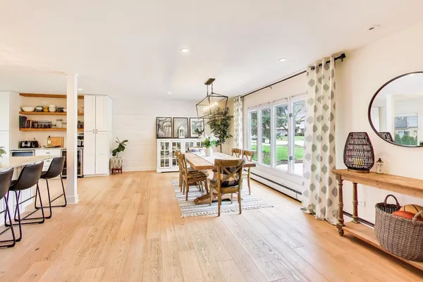 $675,000 | 505 South Elm Street, Palatine, IL 60067