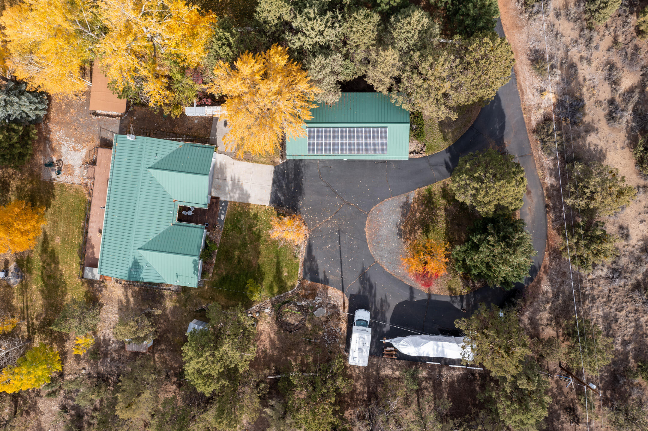 21081 Country Squire Road Bend, OR 97701 - Photo 38 of 49 2021_10_21_21081_country_squire-28