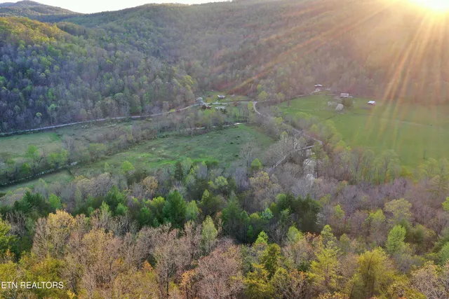 $379,200 | Brimstone Road, Robbins, TN 37852