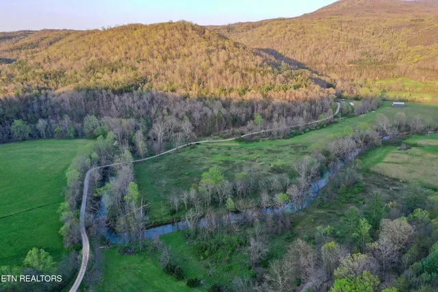 $379,200 | Brimstone Road, Robbins, TN 37852