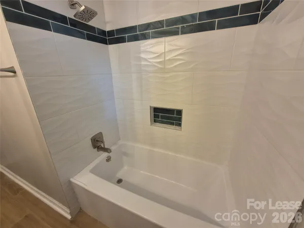 $2,650 | 8246 Arrowsmith Lane, Charlotte, NC 28270