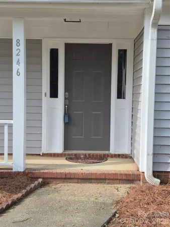 $2,650 | 8246 Arrowsmith Lane, Charlotte, NC 28270