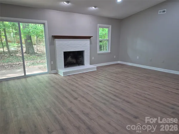 $2,650 | 8246 Arrowsmith Lane, Charlotte, NC 28270