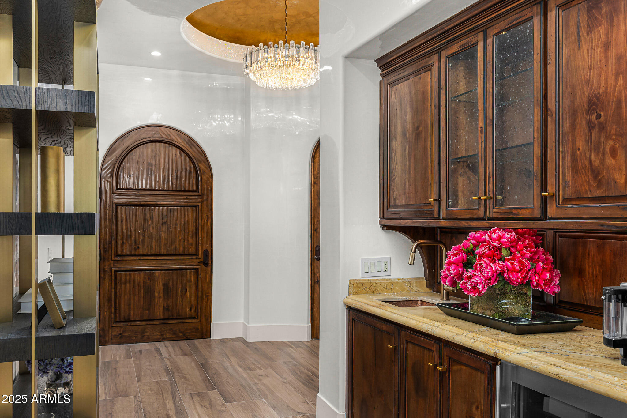 6809 East Doubletree Ranch Road Paradise Valley, AZ 85253 - Photo 30 of 74 34primary bedroom entrance