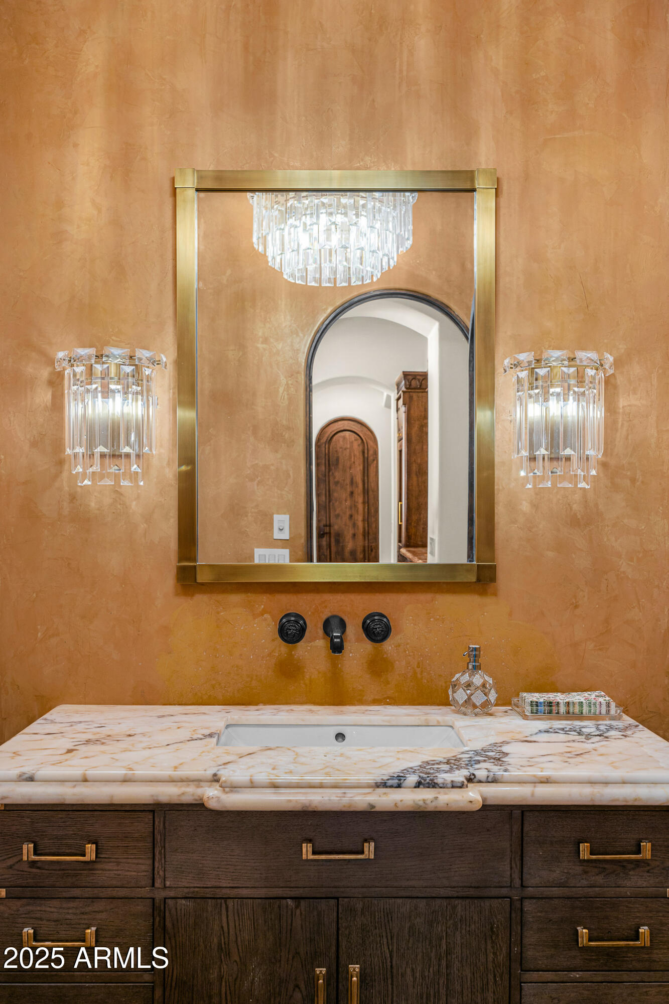 6809 East Doubletree Ranch Road Paradise Valley, AZ 85253 - Photo 52 of 74 57powder room