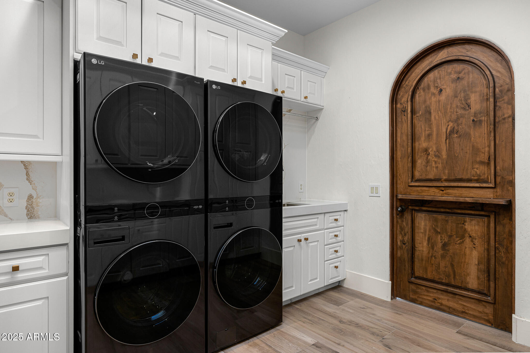 6809 East Doubletree Ranch Road Paradise Valley, AZ 85253 - Photo 55 of 74 60laundry