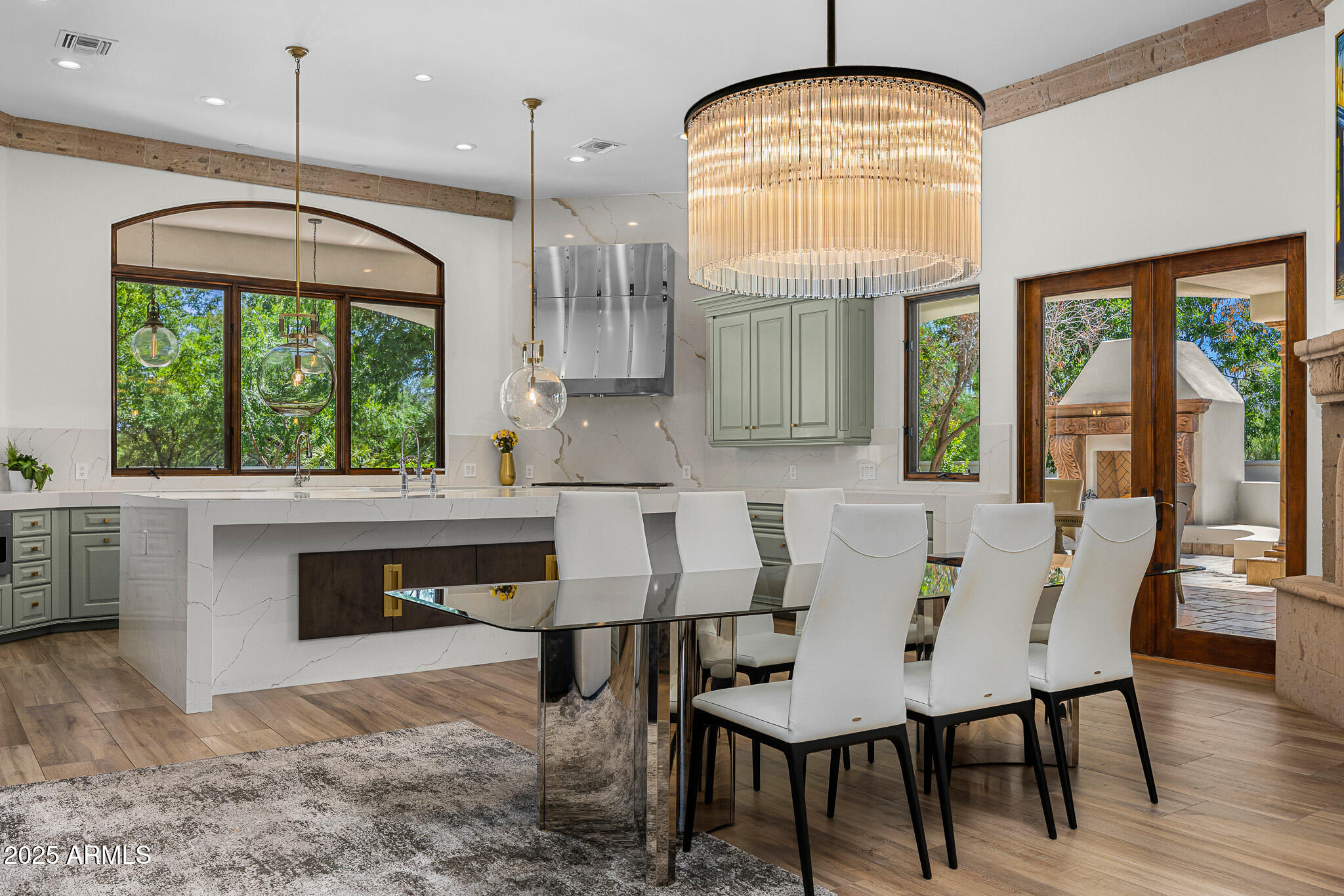 6809 East Doubletree Ranch Road Paradise Valley, AZ 85253 - Photo 7 of 74 26luxury kitchen and dining