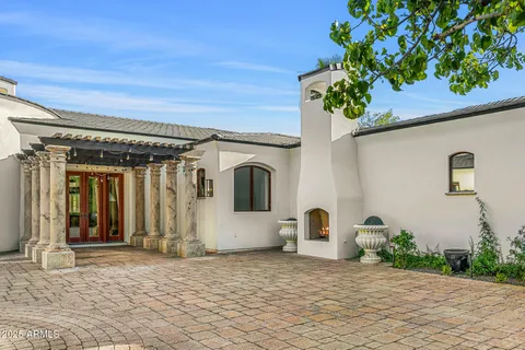 $5,950,000 | 6809 East Doubletree Ranch Road, Paradise Valley, AZ 85253