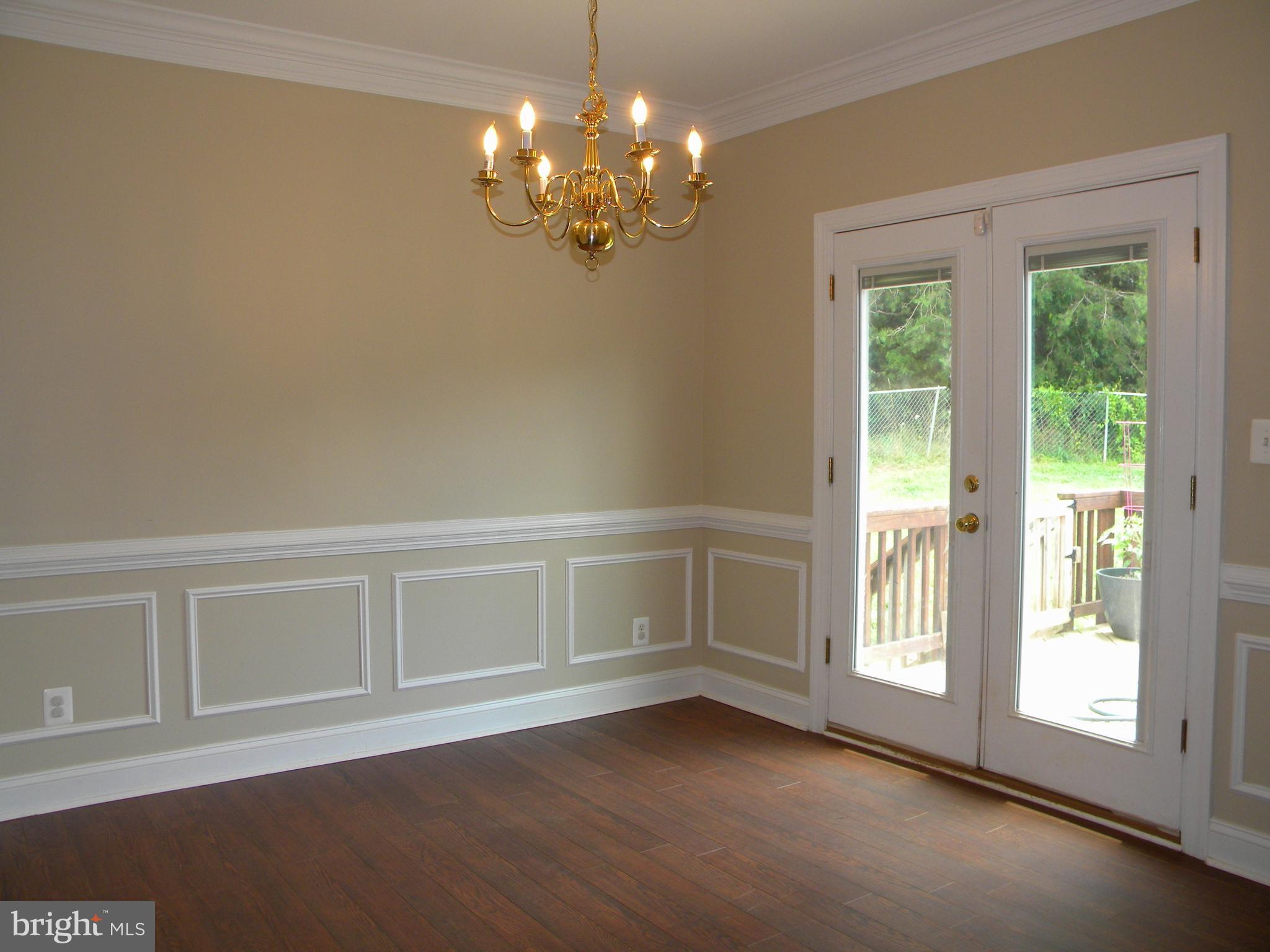 3016 Partlow Road Partlow, VA 22534 - Photo 17 of 30 Crown molding, chair & shadow box trim!