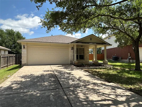 $1,950 | 1600 McDowell Bend, Leander, TX 78641