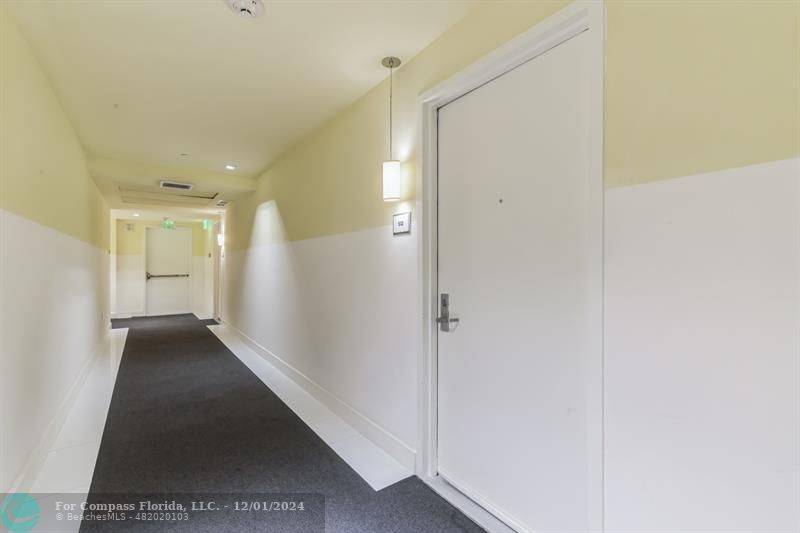 475 Brickell Avenue, Unit 512 Miami, FL 33131 - Photo 29 of 36