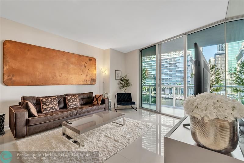 475 Brickell Avenue, Unit 512 Miami, FL 33131 - Photo 7 of 36