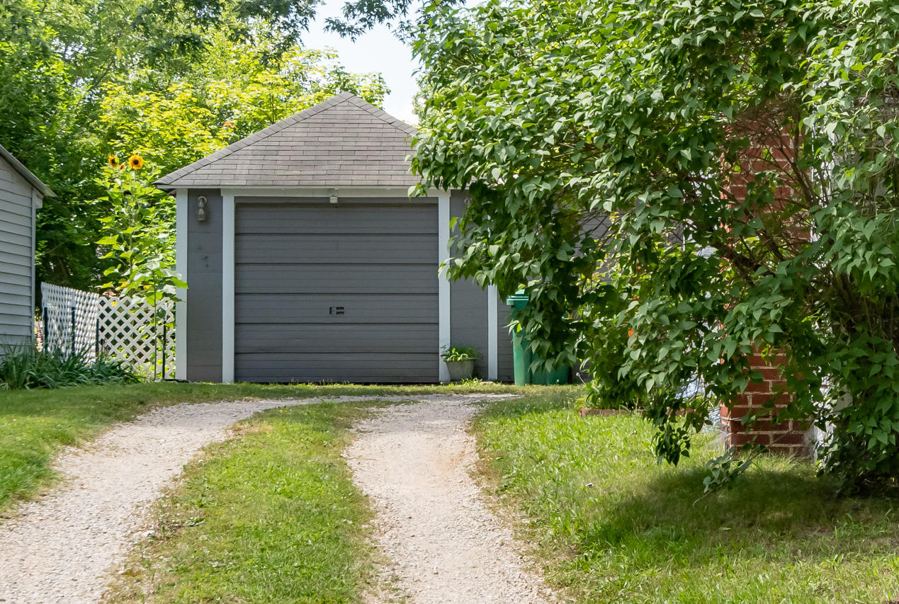 210 North Hooker Avenue Three Rivers, MI 49093 - Photo 21 of 22 210 N Hooker-17