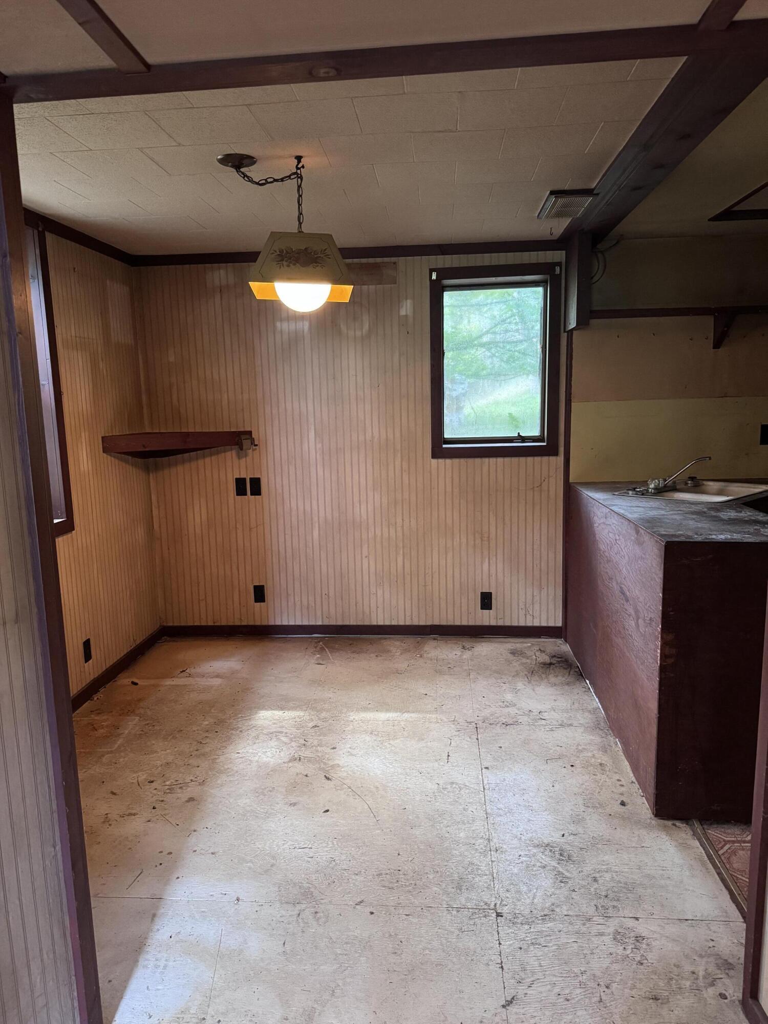 1140 West Freeman Road Free Soil, MI 49411 - Photo 9 of 40 Dining Area
