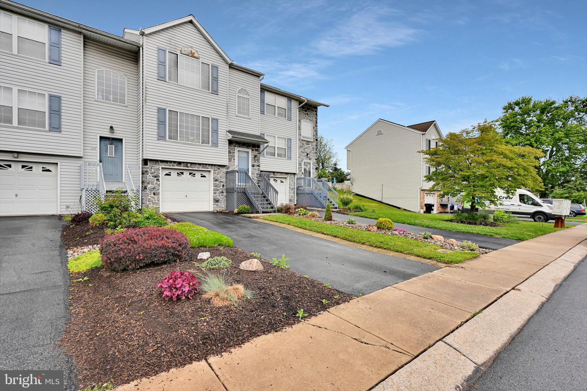 186 Riders Way Lebanon, PA 17042 - Photo 4 of 29
