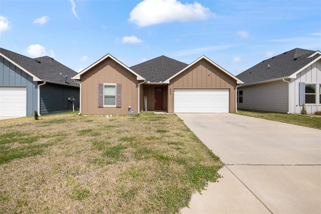 347 Preston Road Mabank, TX 75147 - Photo 3 of 31