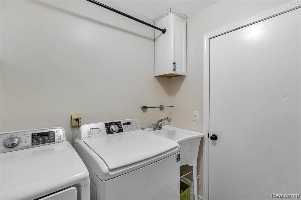 462 Whitney Drive Rochester Hills, MI 48307 - Photo 22 of 49