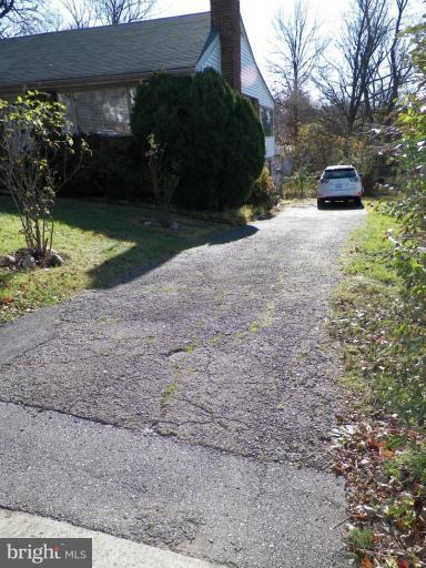 9506 Adelphi Road Silver Spring, MD 20903 - Photo 11 of 30 Driveway