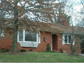 904 East Barton Ridge Road, Unit 1 Greeneville, TN 37745 - Photo 4 of 9 Photo 4