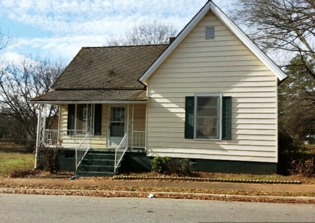 313 F Street Anderson, SC 29625 - Photo 1 of 9 Gallery Image 1