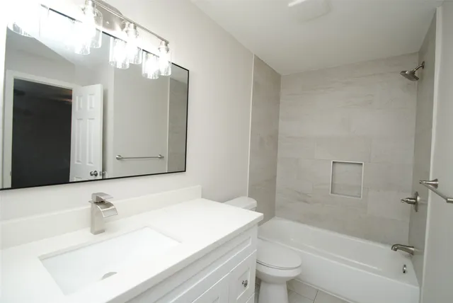 $1,475 | 2515 Yoakum Boulevard, Unit 11, Houston, TX 77006