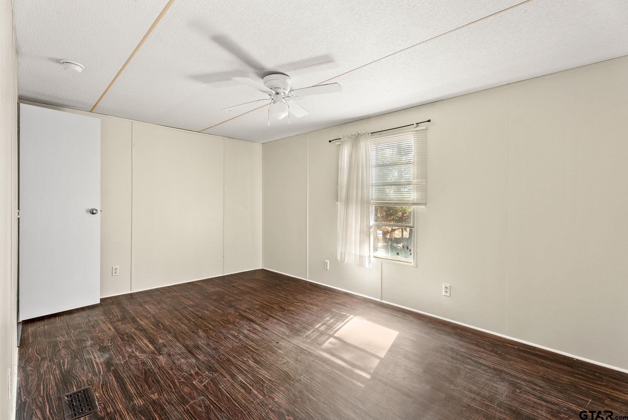 1828 County Road 386 Tyler, TX 75708 - Photo 6 of 18