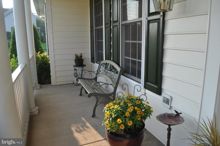 9002 Roaring Spring Loop Bristow, VA 20136 - Photo 7 of 23 Exterior (Front)
