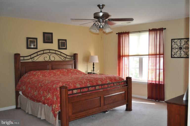 9002 Roaring Spring Loop Bristow, VA 20136 - Photo 9 of 23 Bedroom (Master)