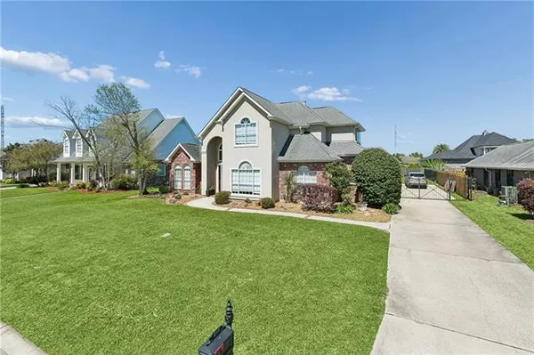 $535,900 | 209 Poinsettia Drive, Belle Chasse, LA 70037