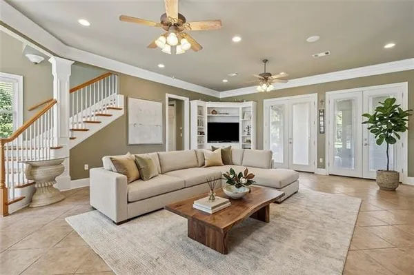 $535,900 | 209 Poinsettia Drive, Belle Chasse, LA 70037
