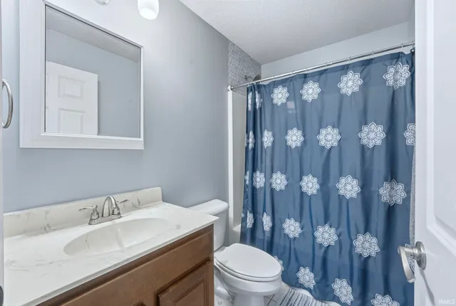 $574,900 | 278 South Cross Creek Way, Columbia City, IN 46725