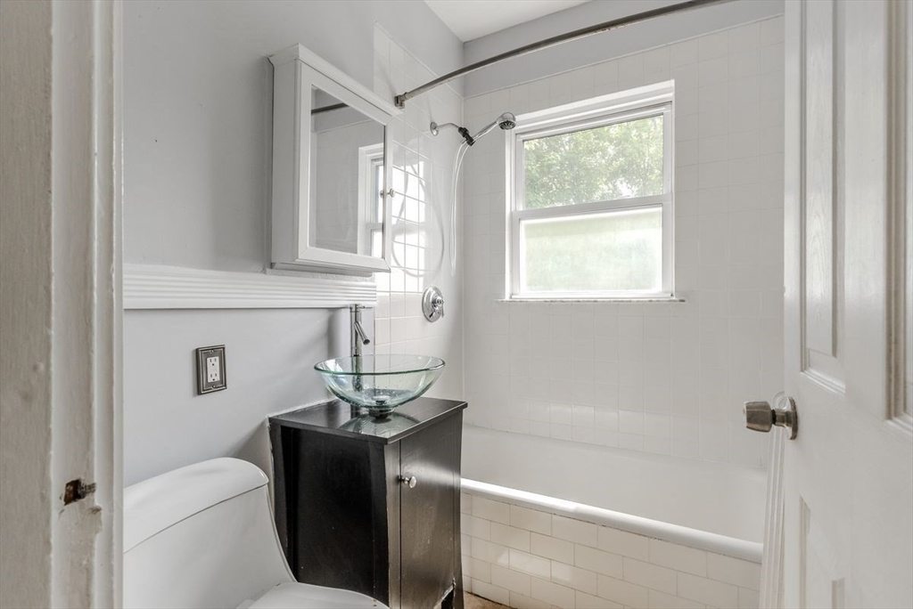 65 Rossmore Road, Unit 2L Boston, MA 02130 - Photo 19 of 27