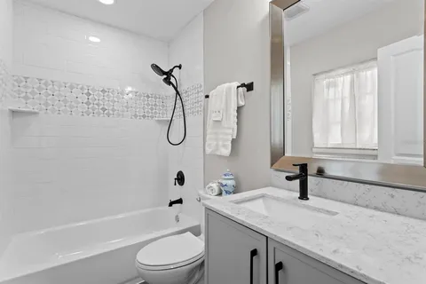 $1,100,000 | 262 30th Street North, St. Petersburg, FL 33713