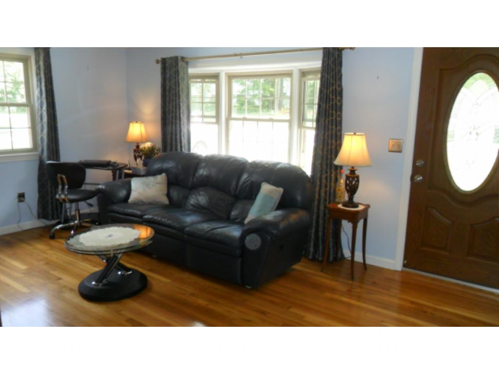 44 Ridgefield Drive Milford, NH 03055 - Photo 11 of 32 Gallery Image 11