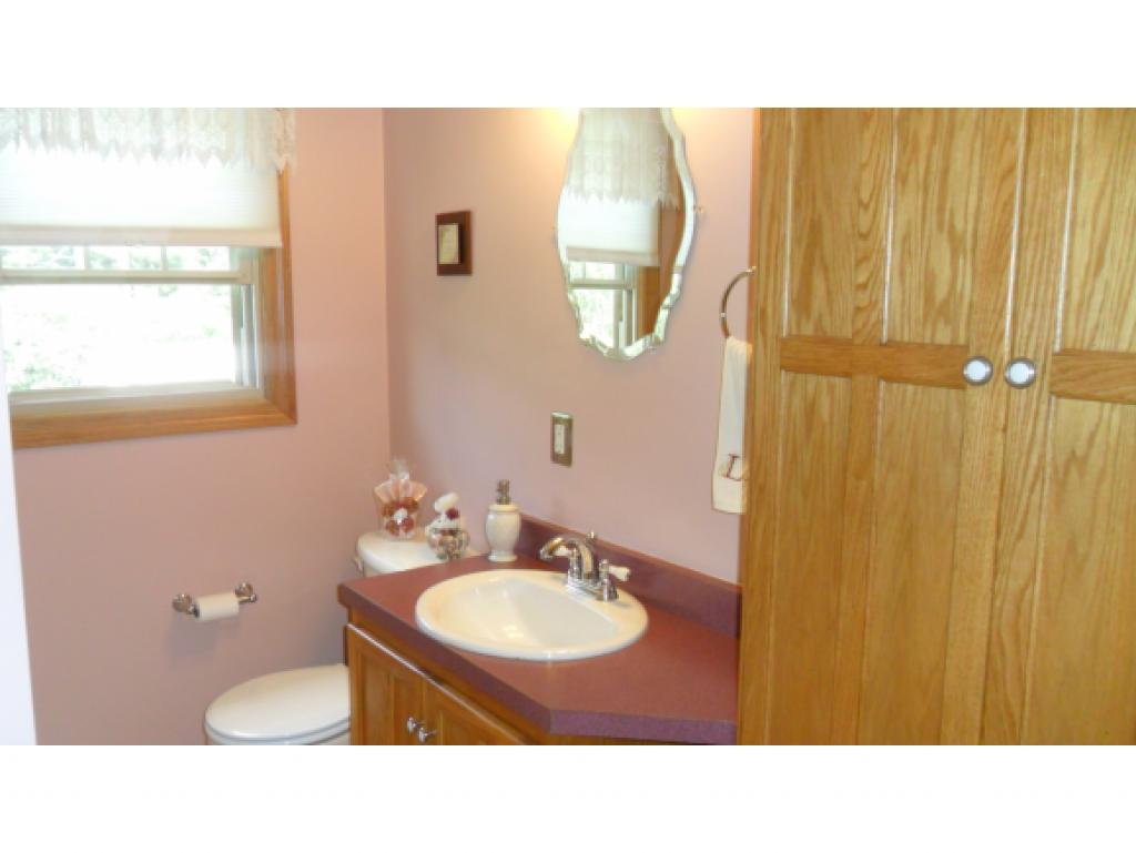 44 Ridgefield Drive Milford, NH 03055 - Photo 19 of 32 Gallery Image 19